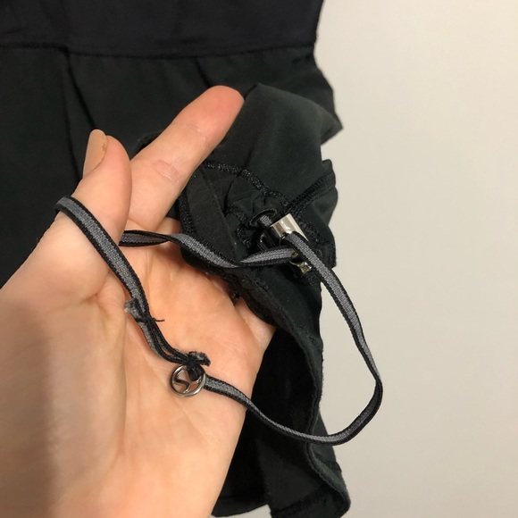 Black Flowy Lululemon Tank - Picture 7 of 9